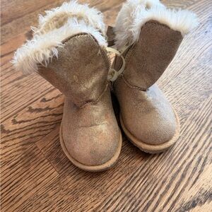 Gold metallic  Fur-Lined Boots